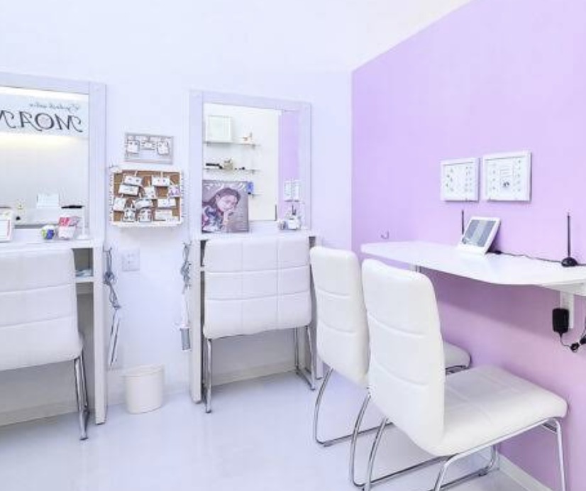 eye lash salon MOANA 堺岩室店